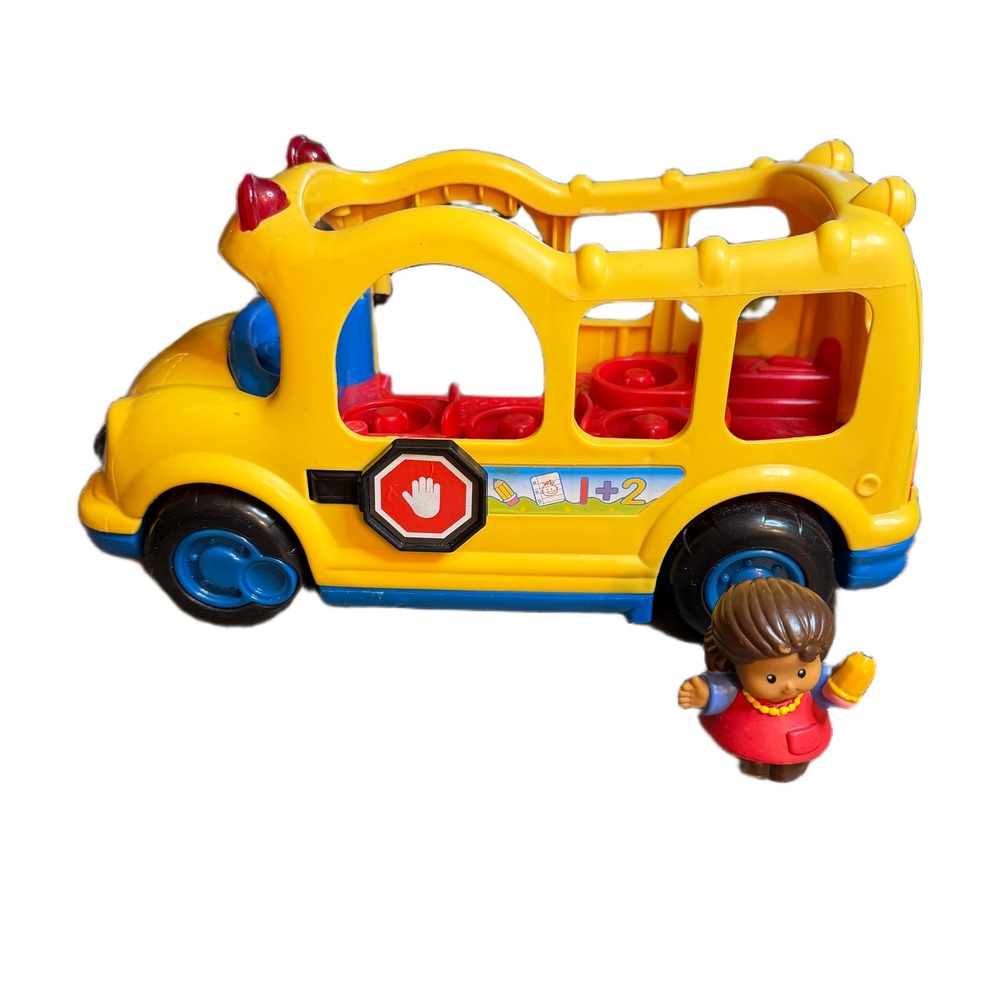 Fisher Price Little People Yellow School‎ Bus Toy with Student Figure G7167